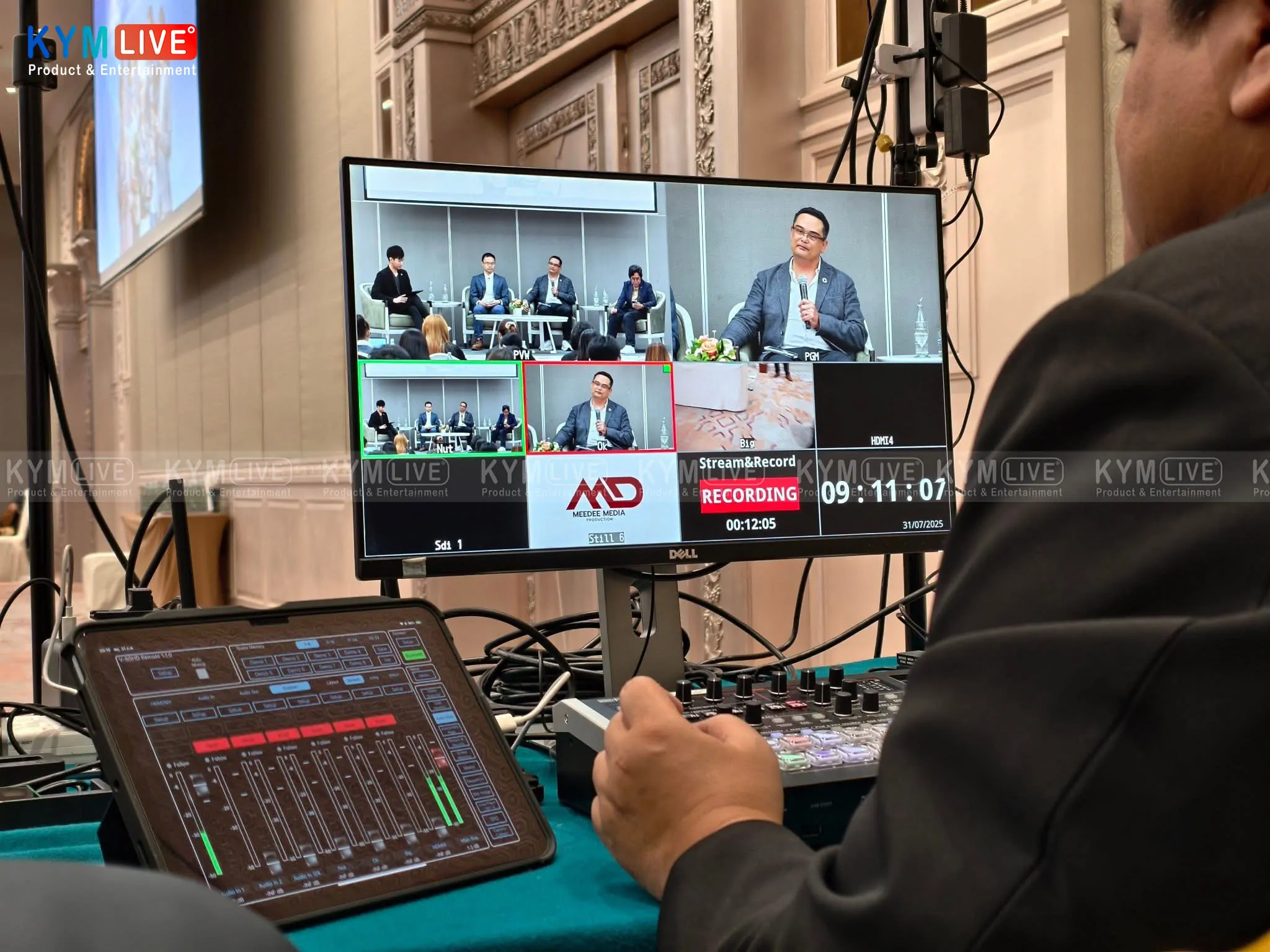 LiveStream họp trực tuyến